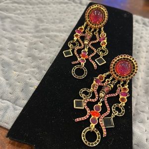 Vintage Sorrelli Pink Orange & Black Bright Gold Clip on Earrings-Boutique